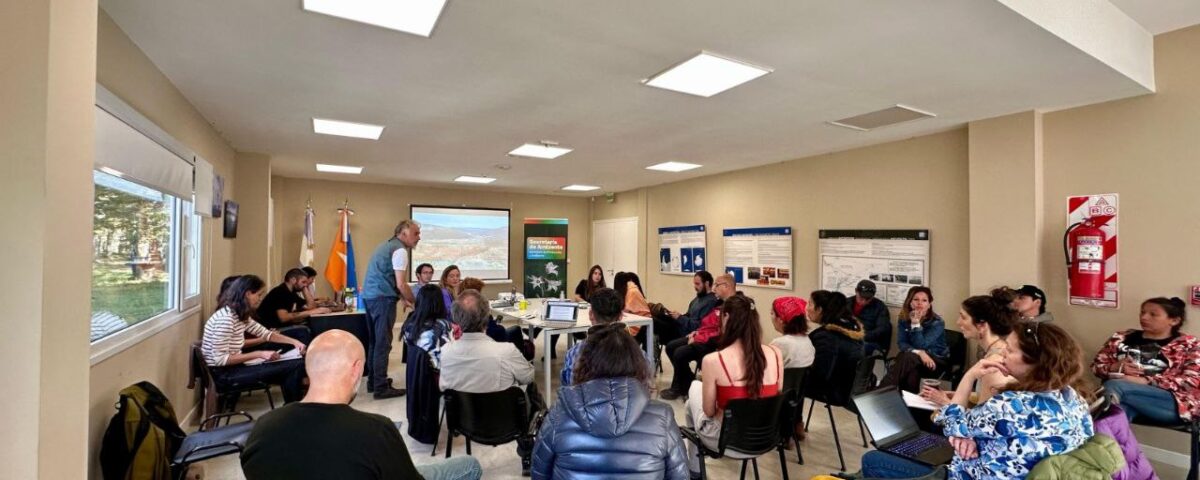 noticiaspuertosantacruz.com.ar - Imagen extraida de: https://www.tierradelfuego.gob.ar/blog/2025/03/30/tierra-del-fuego-fortalece-la-conservacion-de-bosques-nativos/